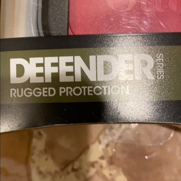 Otterbox - Picture 4 of 6